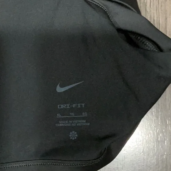 Nike Black High-Neck Sports Bra - Picture 3 of 3